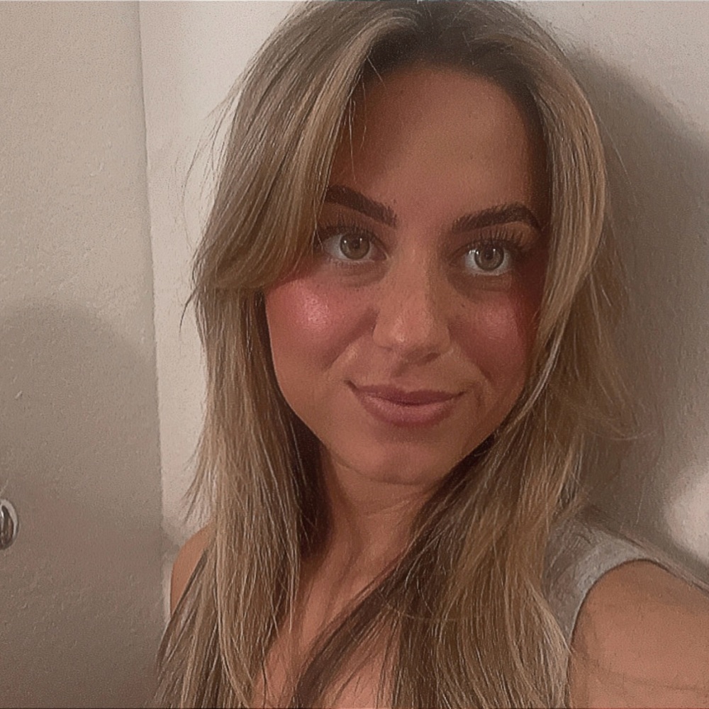 Meet your Posher, Jacqueline